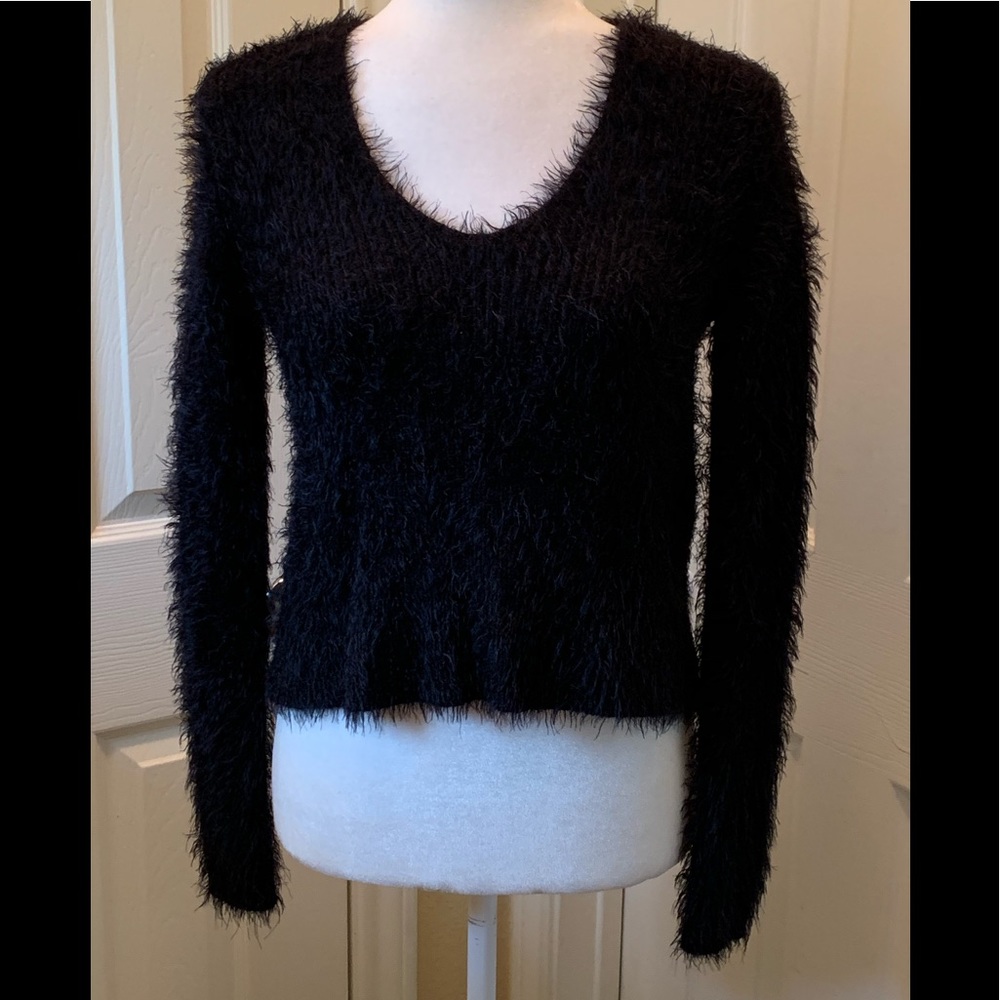 GB Eyelash Cropped Sweater